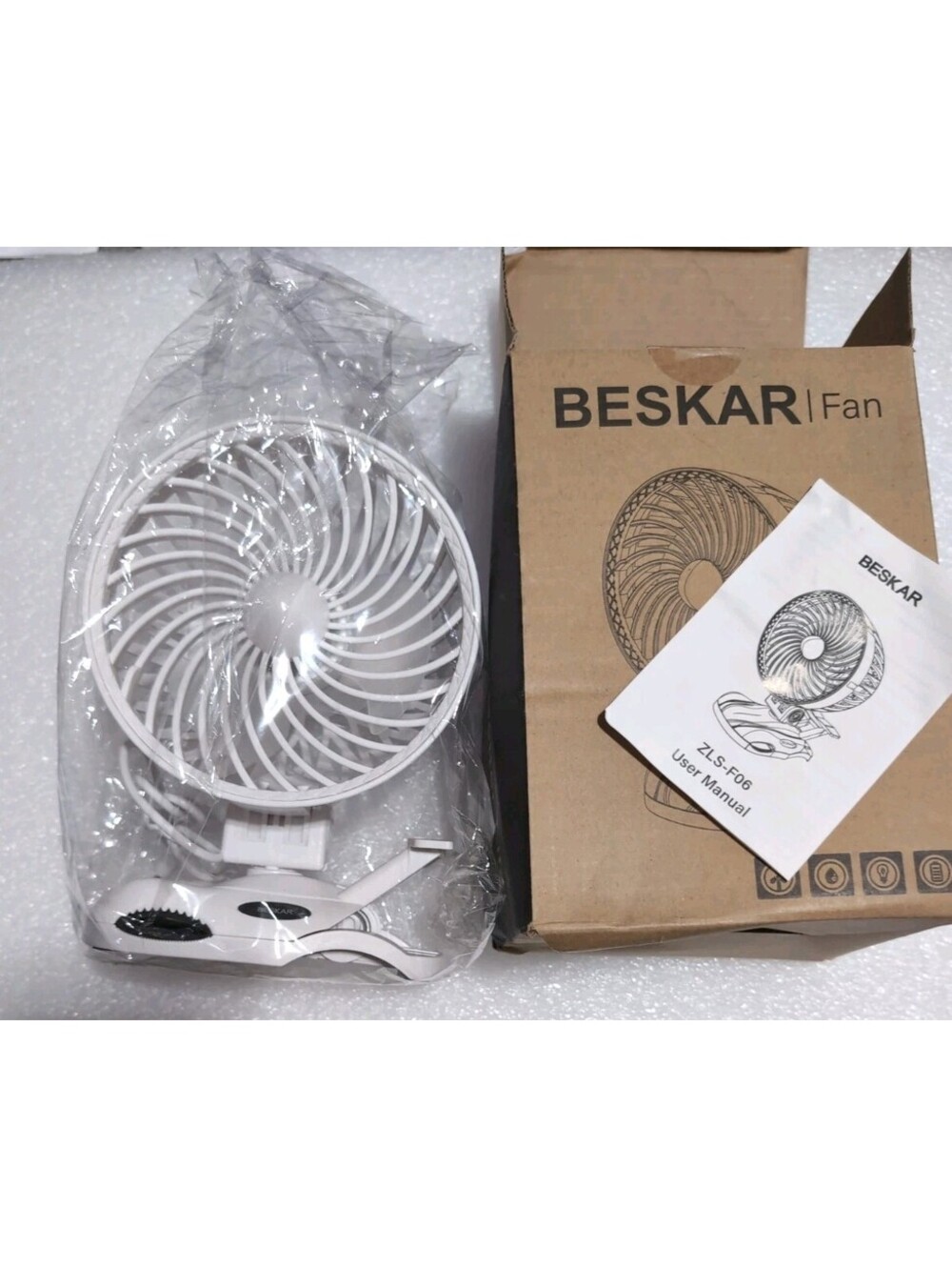 BESKAR Tabletop Desk Fan - ZLS-F06 White New Tested